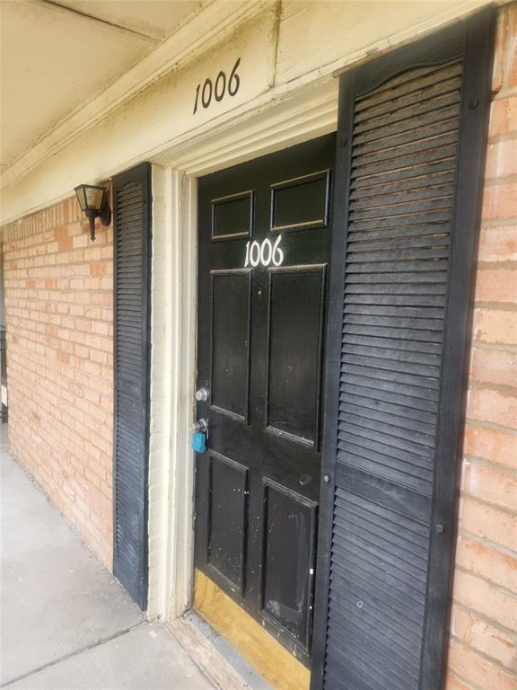 Colonial Gardens Condo - Residential