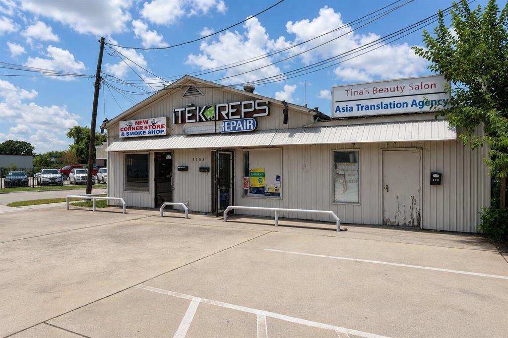 Lugo Add - Commercial Sale