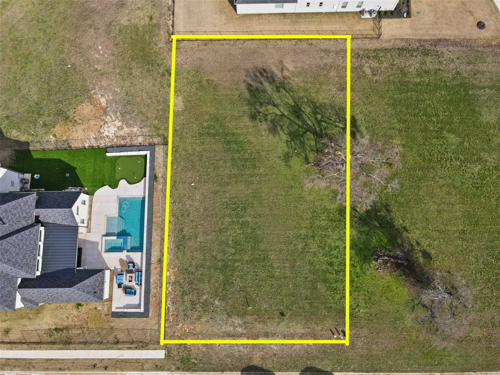 Beautiful .35 acre Lot in Gunter TX, North Of Preston Rd. Located in the Fred Couple-designed Golf Course Community of the Bridges of Preston Crossing. This golf course community features resort-style amenities the whole family can enjoy. Bring your builder and No Time Limit to Build! The seller is a new construction company that gives you a choice to build your New Dream Home, Different Plans are ready, or you can bring your Plan and Builder.