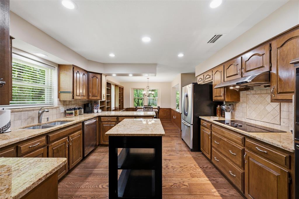 Rolling Hills Estate Arlington - Residential