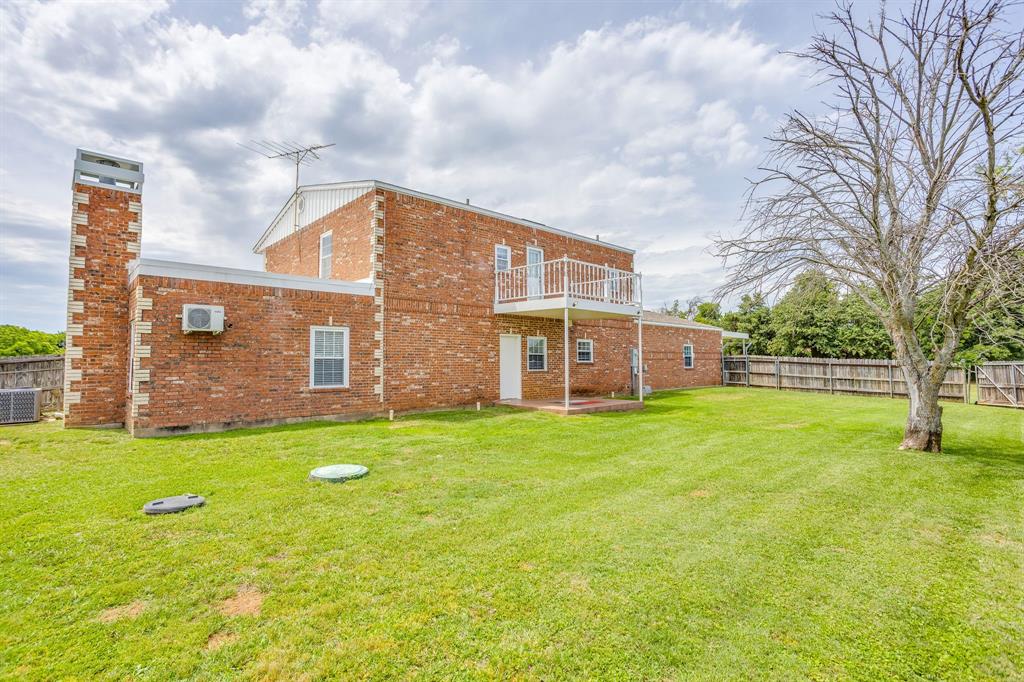 E M Thomason - Residential