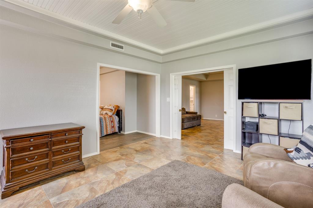 E M Thomason - Residential