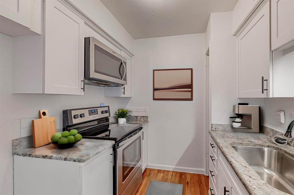 River Oaks Condos - Residential