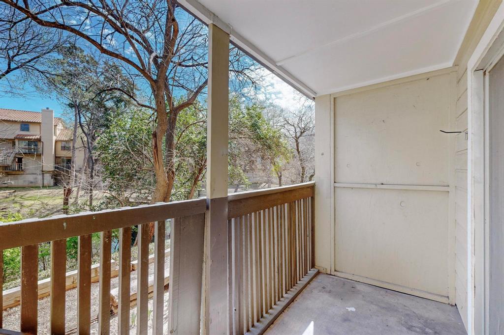 River Oaks Condos - Residential