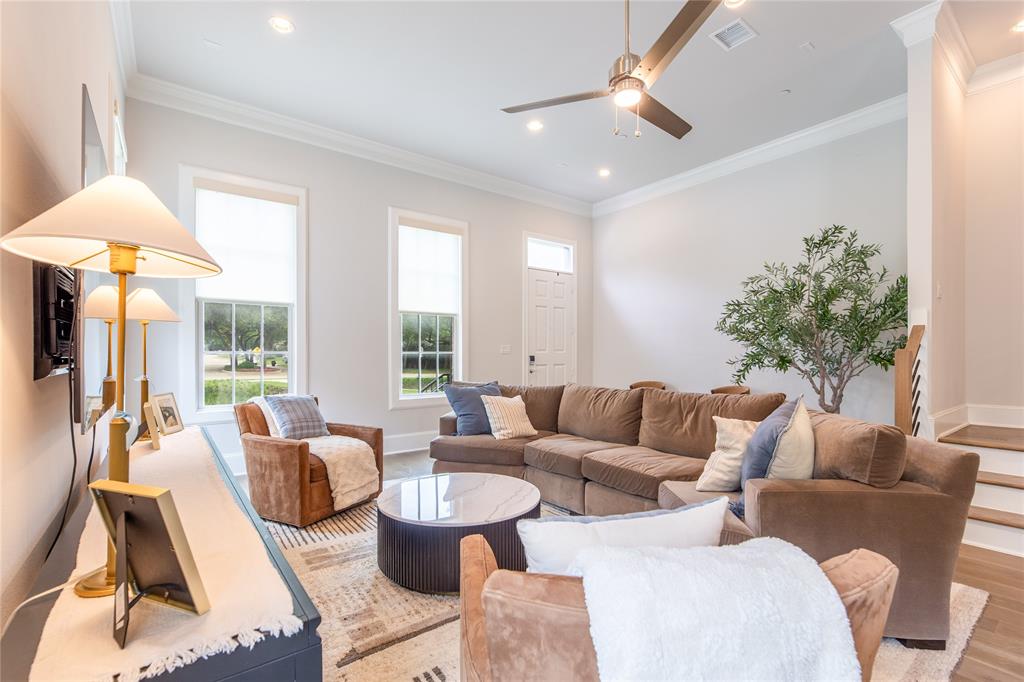 Addison Grove Add - Residential