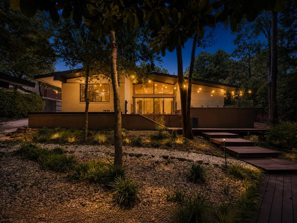 Hillcrest Homes 02 - Residential