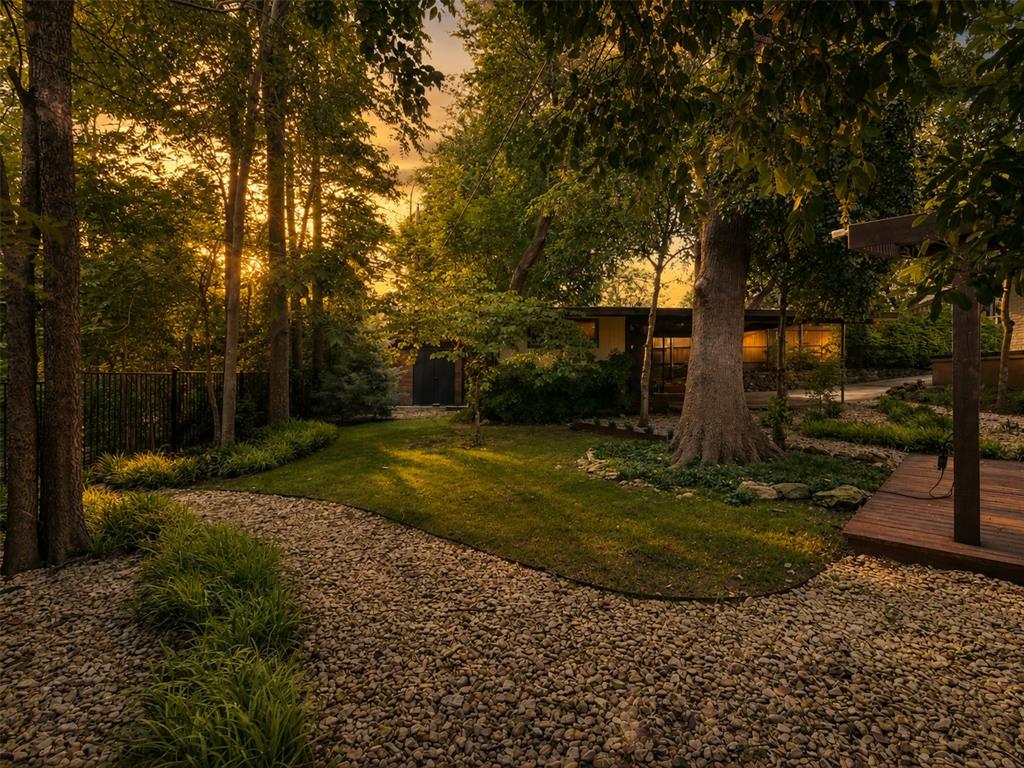 Hillcrest Homes 02 - Residential