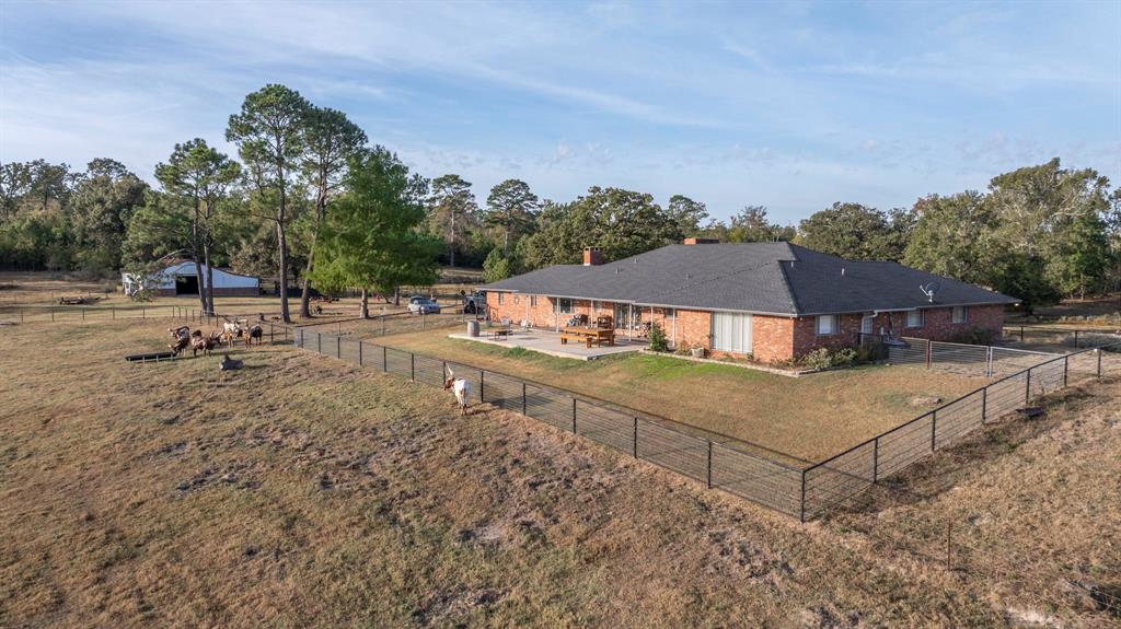 Mineola - Residential