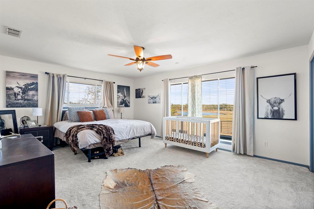 Mineola - Residential