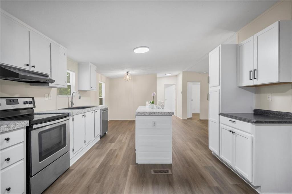 CEDAR RIDGE ESTATES - Residential