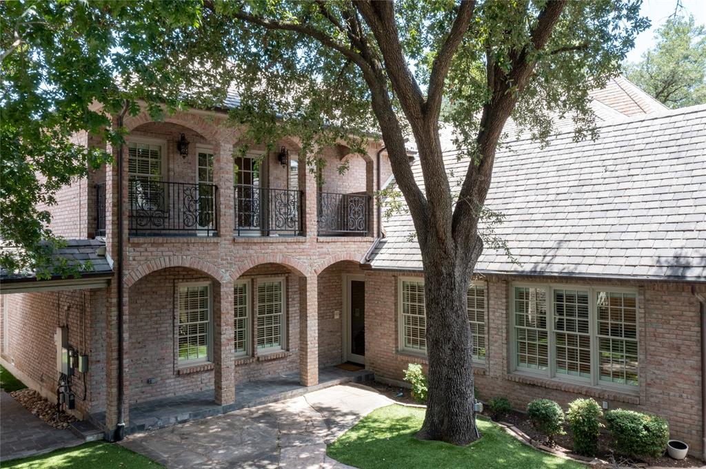 HIGHLAND PARK - Residential