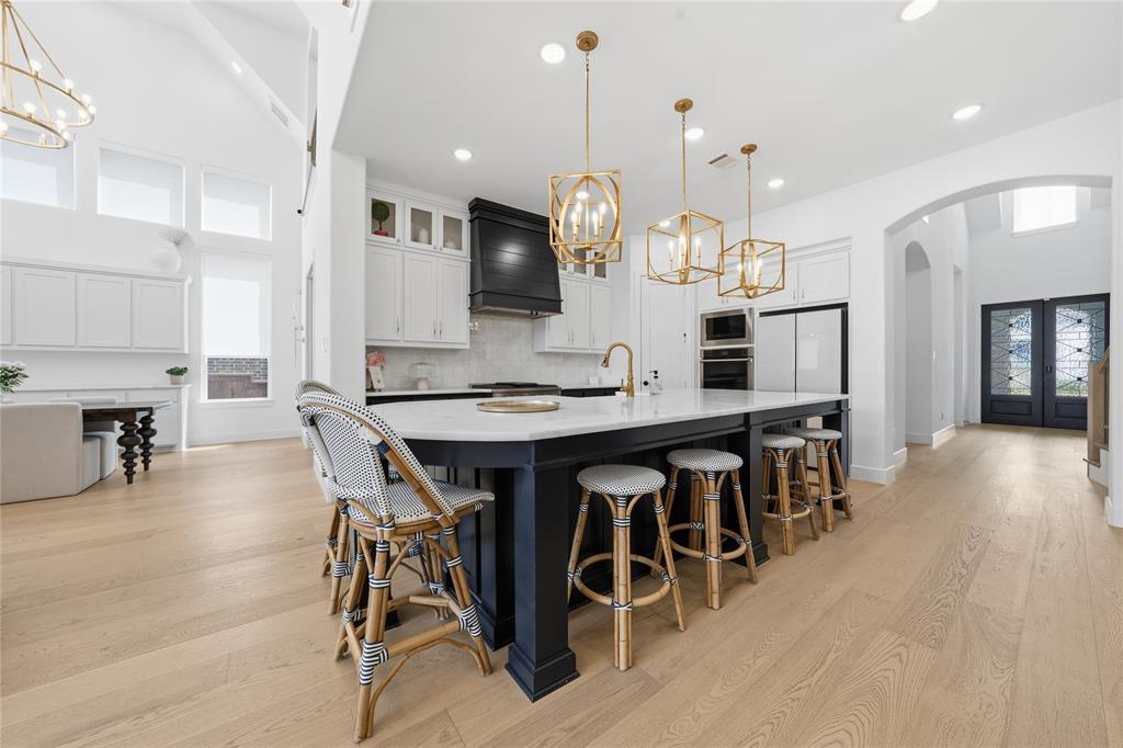 Mustang Lakes Ph Six - Residential