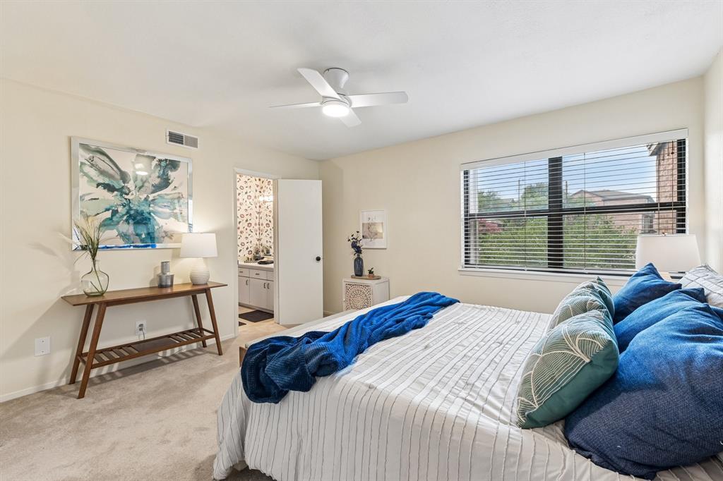 Arrangement Condo - Residential