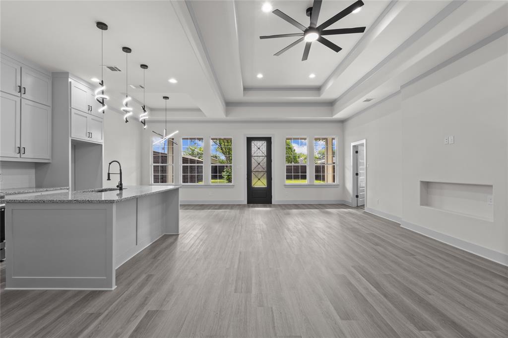 ARCADIA GARDENS - Residential
