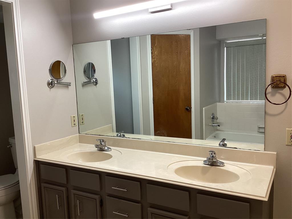 Oak Creek Estates - Residential