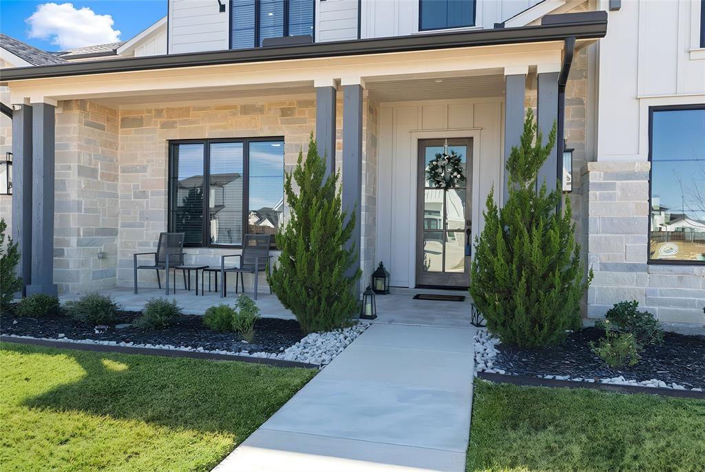 Vines - Residential