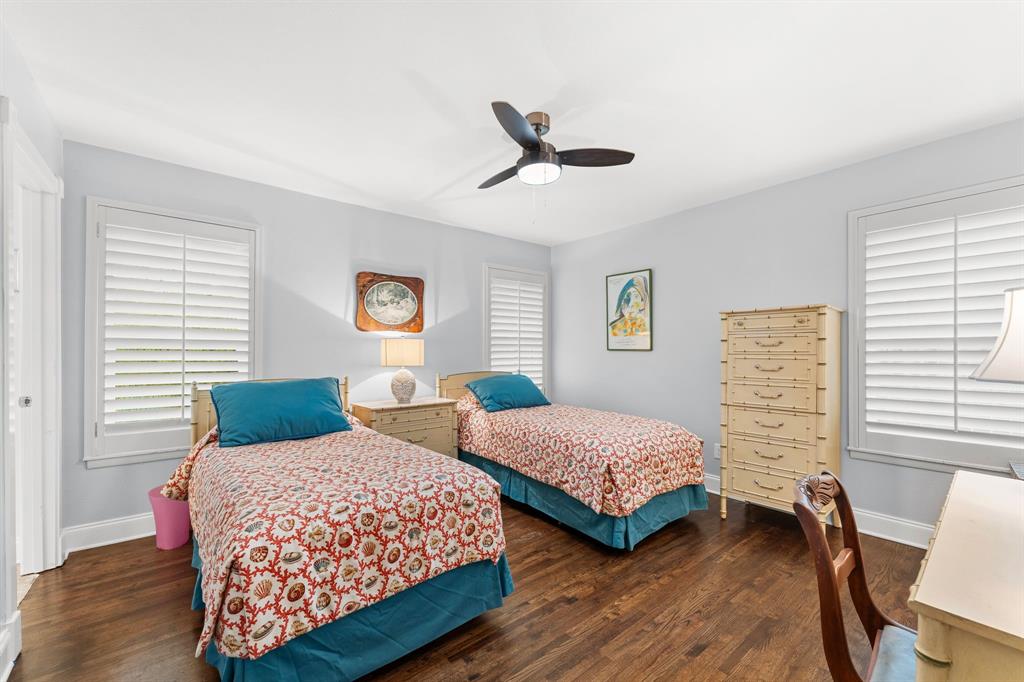 Ridglea Hills - Residential