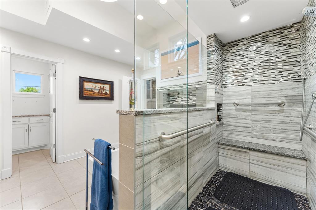 Ridglea Hills - Residential