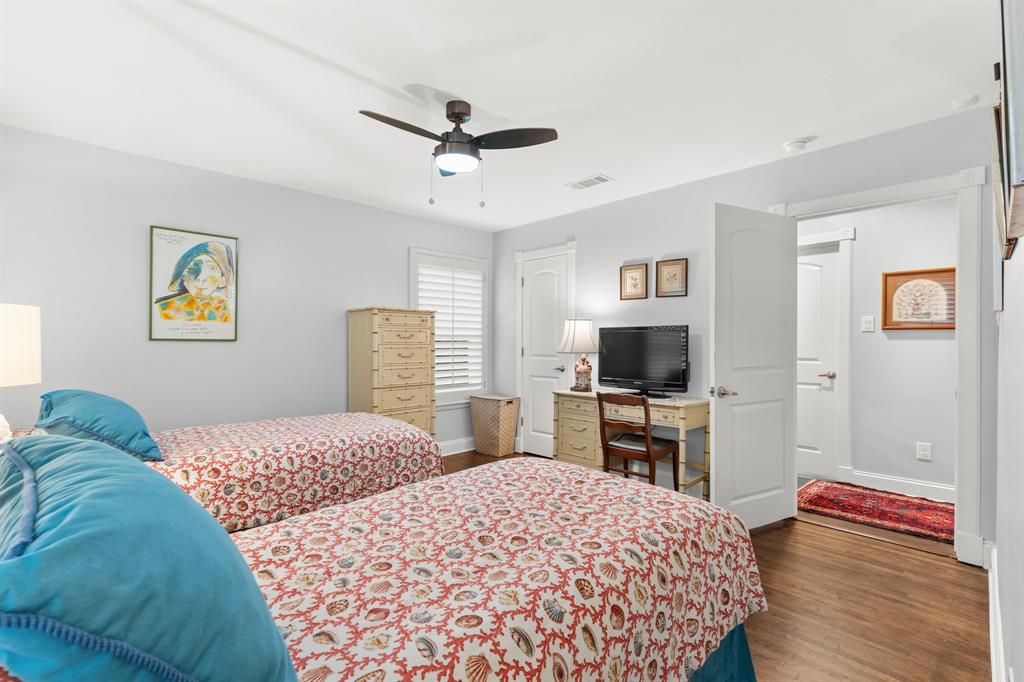 Ridglea Hills - Residential