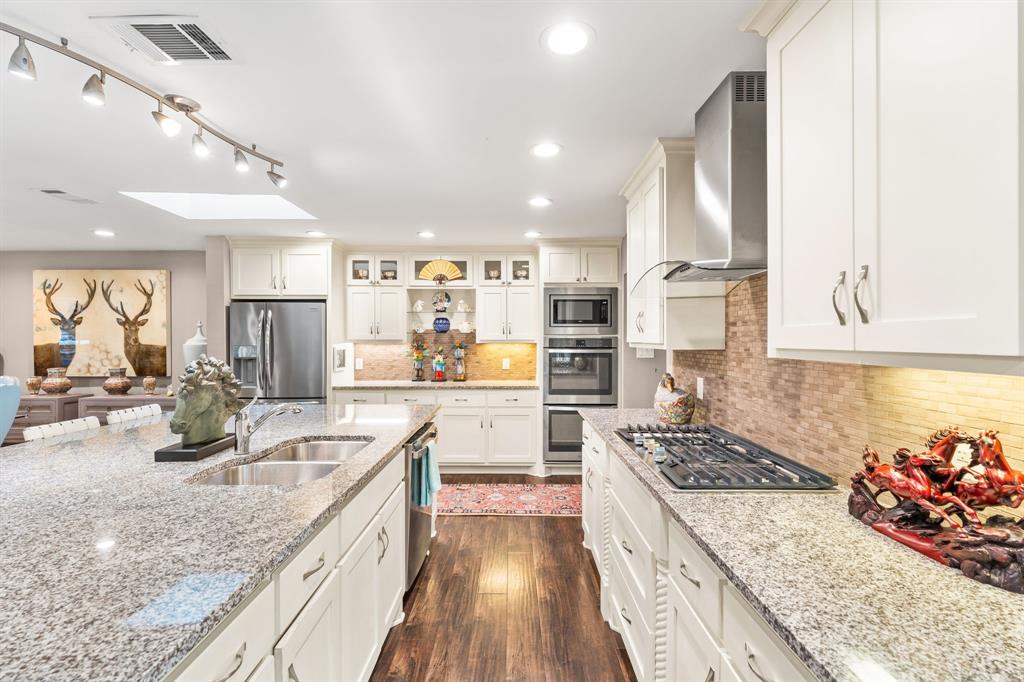 Ridglea Hills - Residential