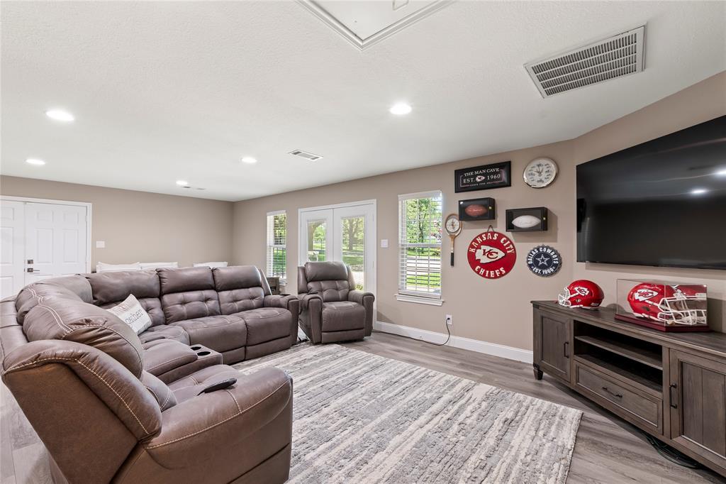 Pleasant Oak Beach - Residential