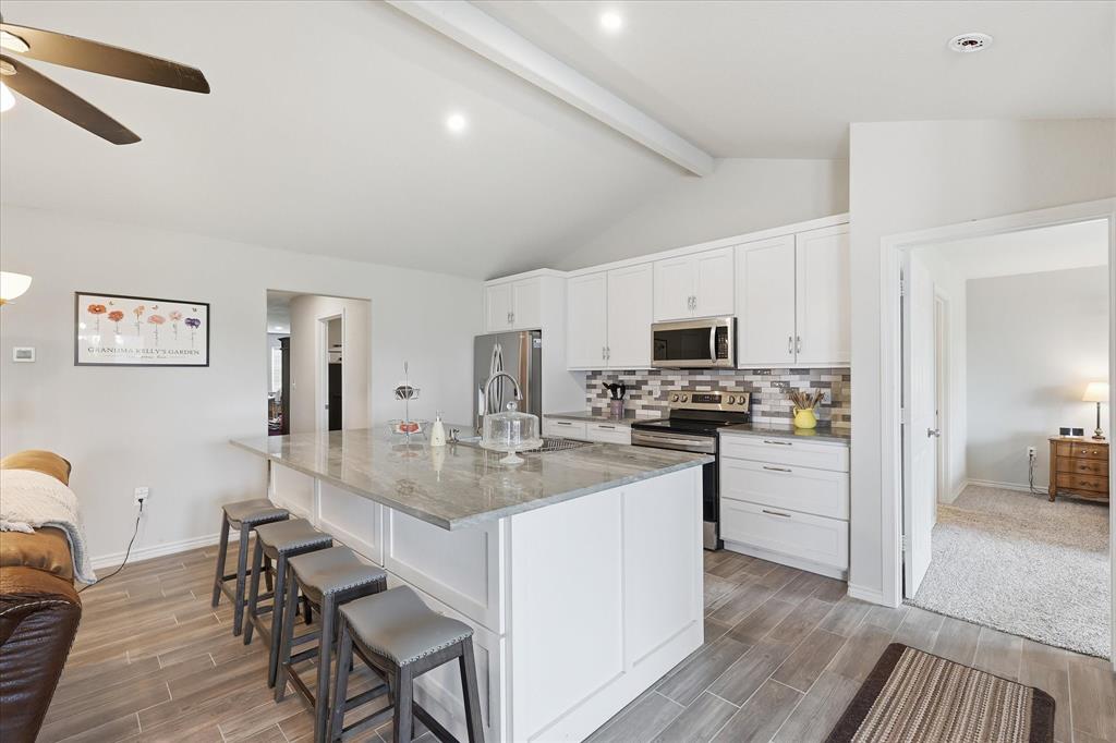 GAINES ESTATES - Residential