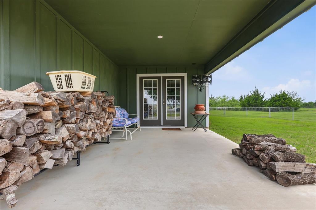 GAINES ESTATES - Residential