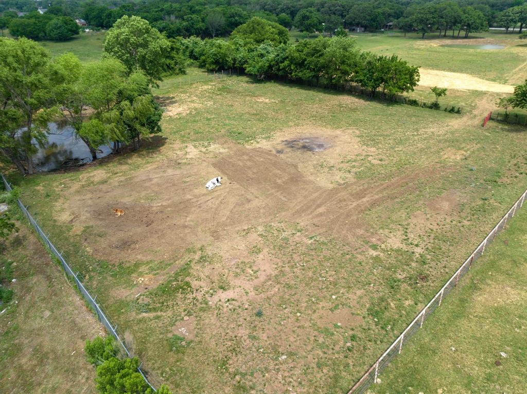 Argyle Large Tract Bricks - Land