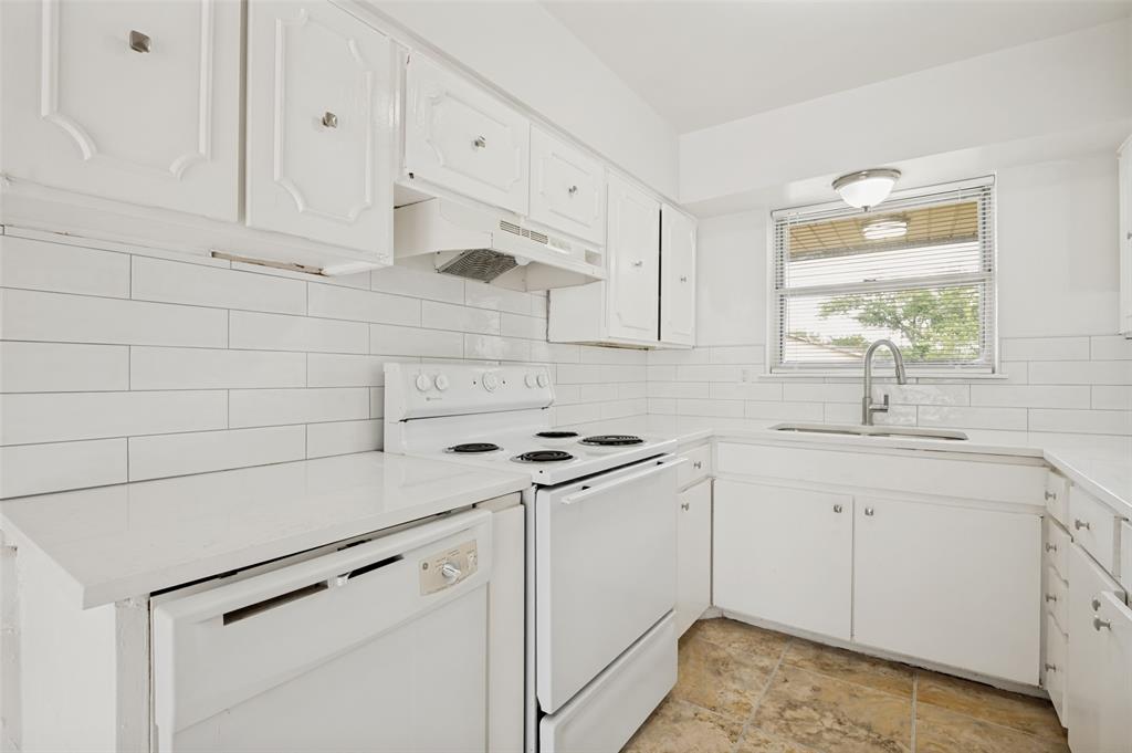 Lancaster Hills 03 - Residential