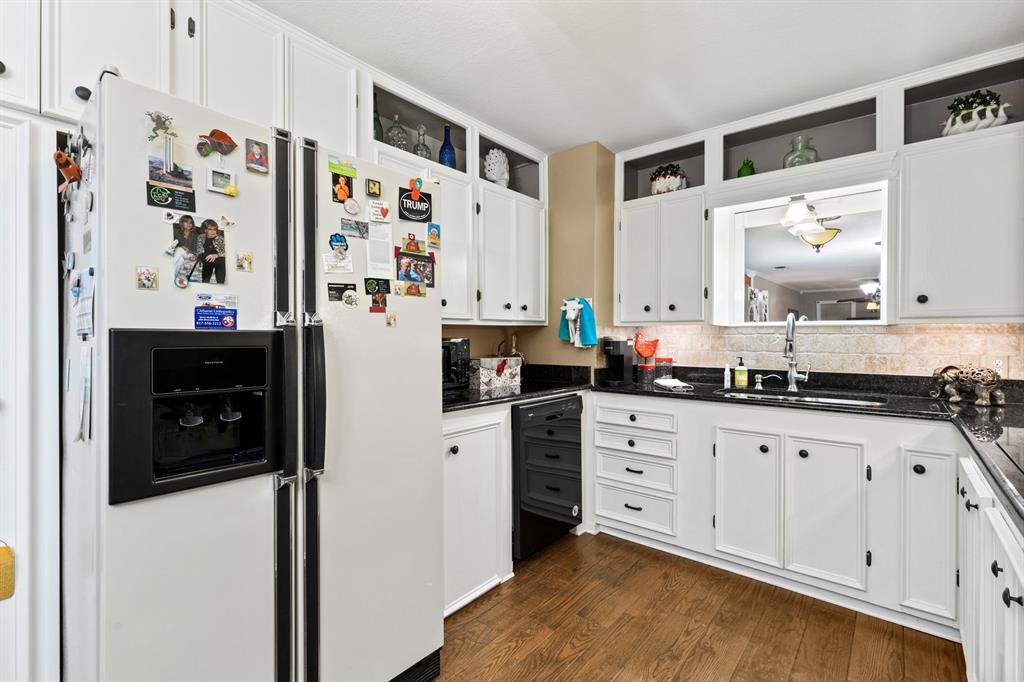 Country Club Road - Residential