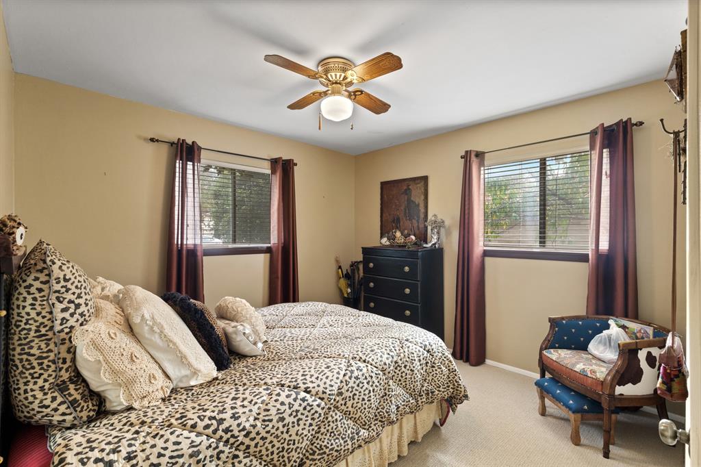 Country Club Road - Residential