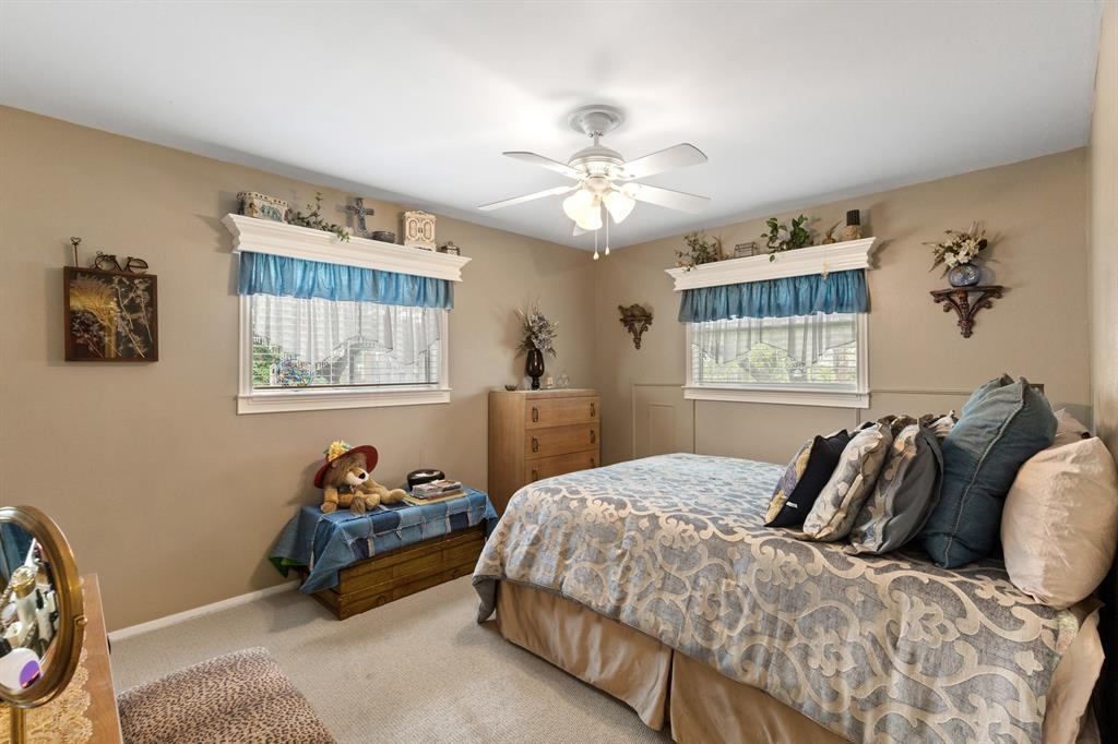 Country Club Road - Residential