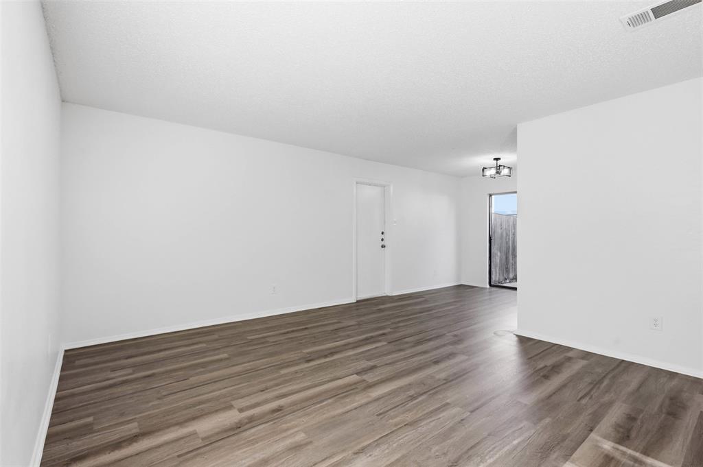 Cedar Ridge At Hurst Twnhms - Residential