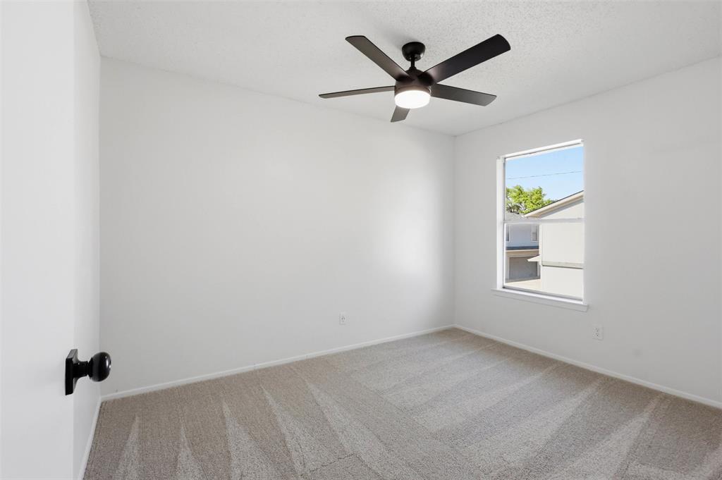 Cedar Ridge At Hurst Twnhms - Residential