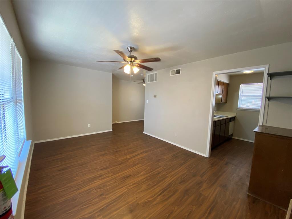 Charming two story complex has both upstairs efficiency-style units available. Fresh paint and new floors. Quiet building, walking distance to UNT campus. Quick access to intramural field, Apogee Stadium, and the Coliseum. Covered walkways and two stairwells. On-site laundry center. Includes stove and refrigerator. All information is deemed accurate, but it is up to the prospective tenant to verify information.