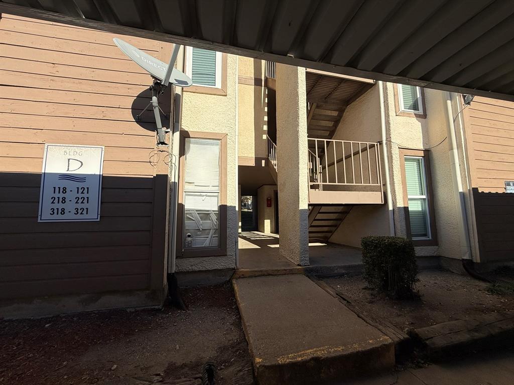 Tealwood On The Creek Condo - Residential