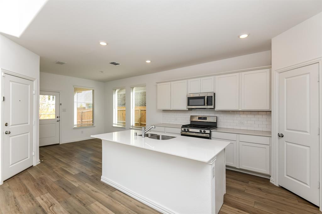 Northpointe Ph 6 - Residential Lease