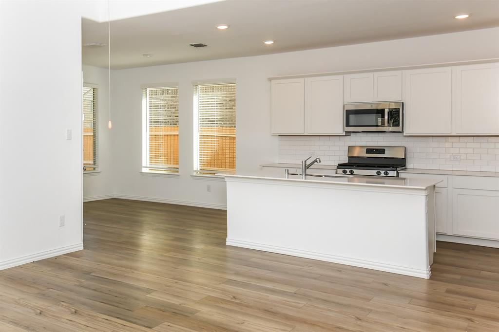 Northpointe Ph 6 - Residential Lease