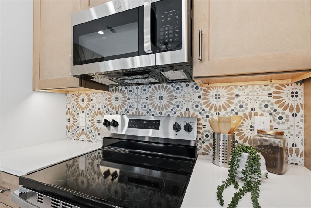 Acreage Estates - Residential