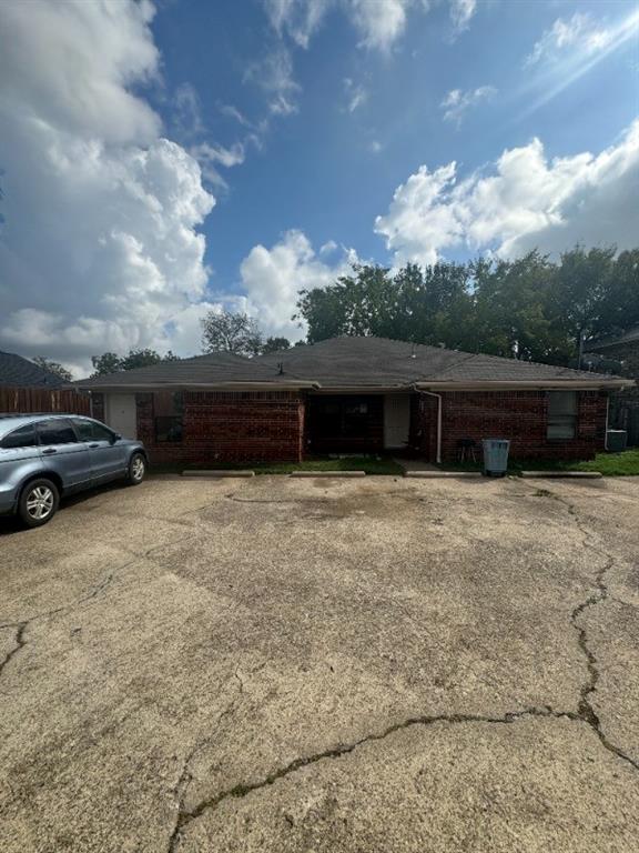 Crowley Original Town - Residential Income