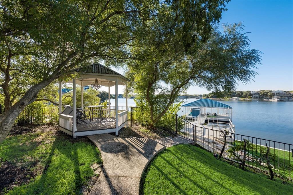 Lake Country Estates Add - Residential
