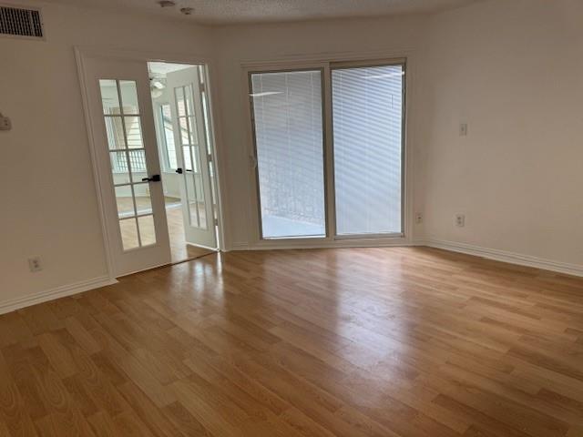 Arlington Oaks Condo - Residential
