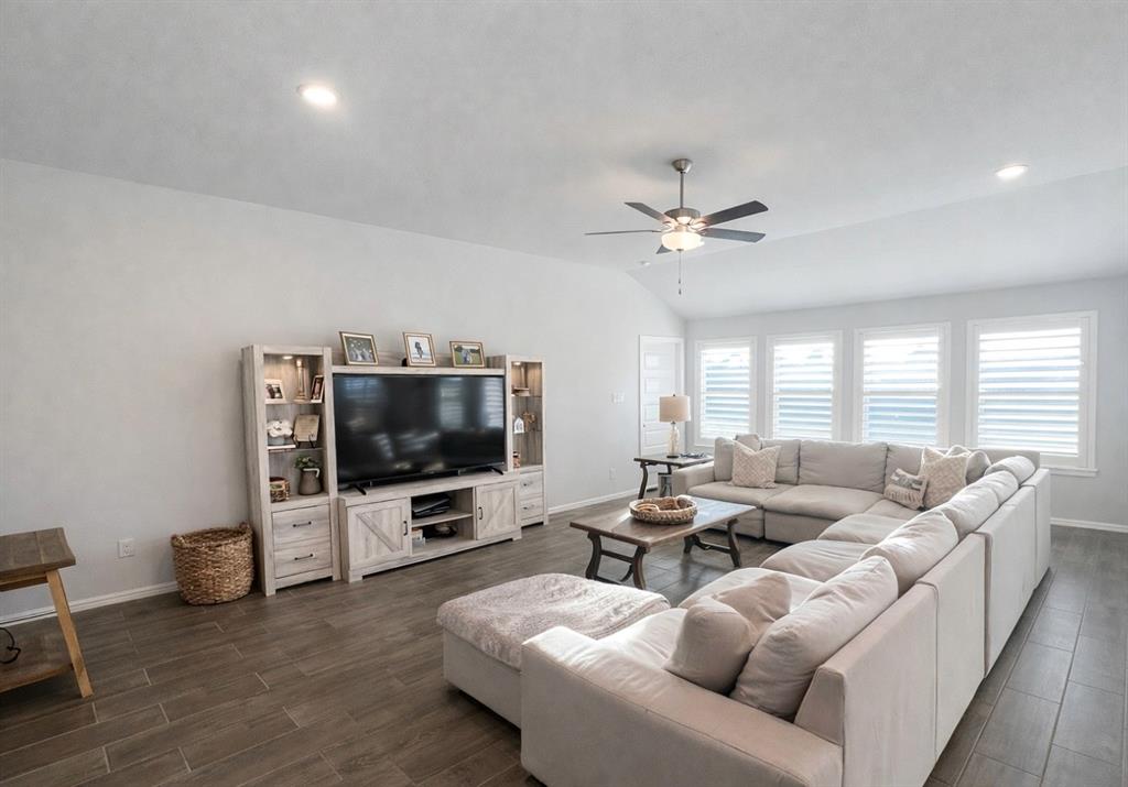 Mobberly Farms Ph 1 - Residential