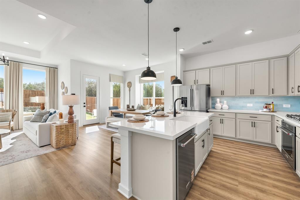 Country Hollow Sales Phase 1 - Residential