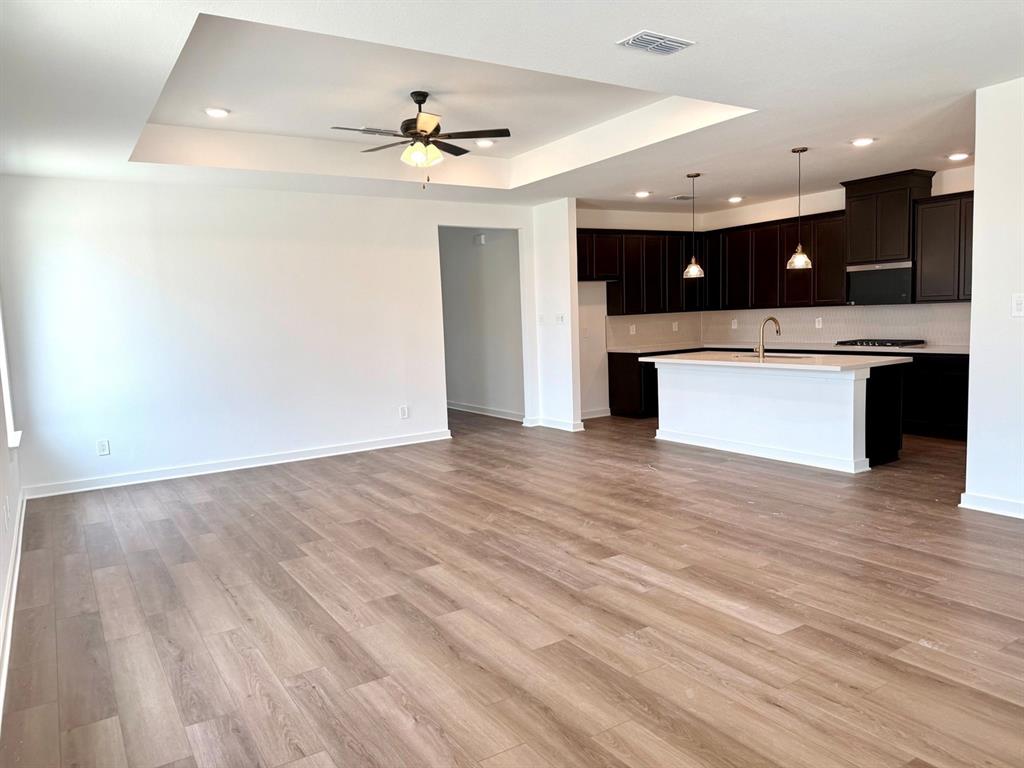 Country Hollow Sales Phase 1 - Residential
