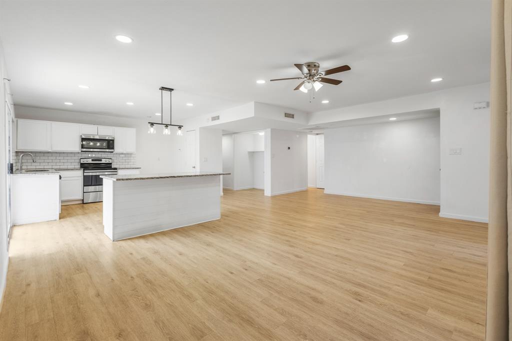 Woodlake 5 - Residential