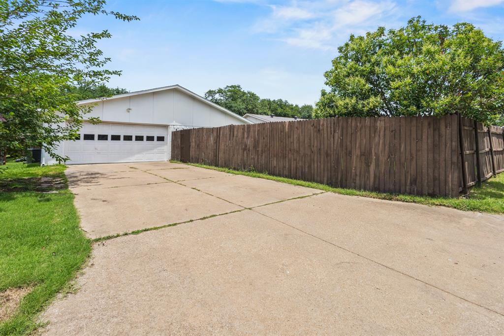Woodlake 5 - Residential