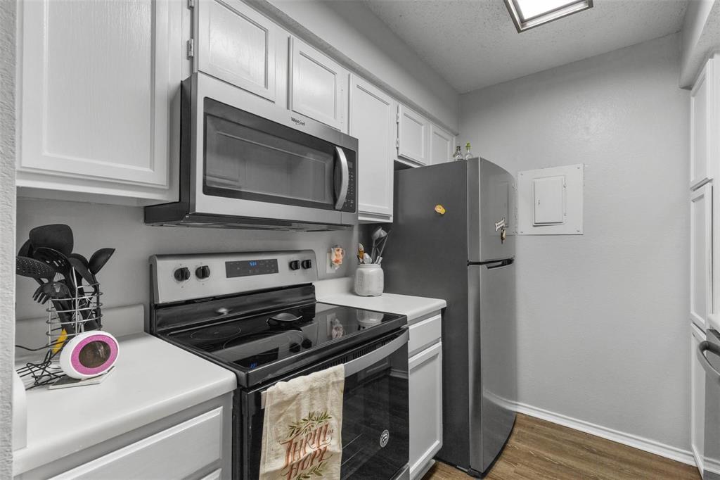 Heights Condo The - Residential