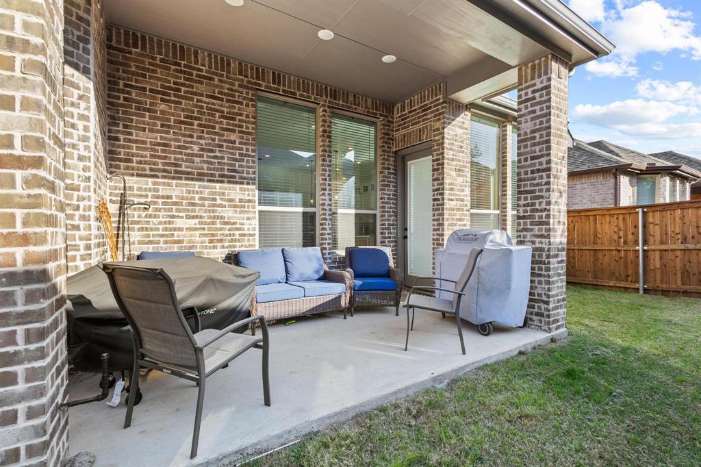 Gateway Village - The Reserve - Residential