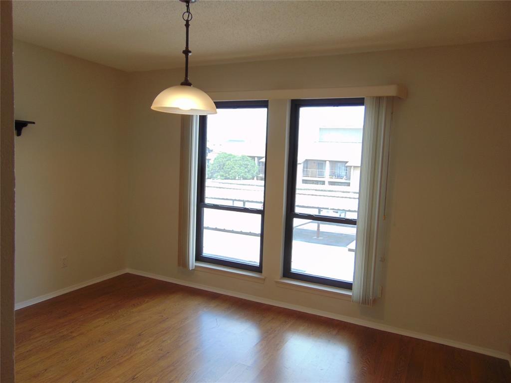 Las Colonitas Condo - Residential